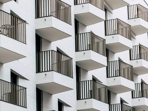 Vlada KS usvojila izmjene zakona: Olakšice za mlade koji kupuju prvu nekretninu