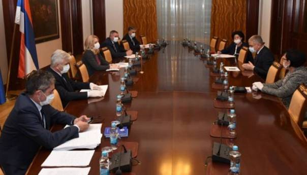 Vlada RS-a traži posebnu sjednicu NSRS radi proglašenja vanrednog stanja u RS