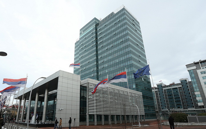 Vlada RS objavila spisak osoba koje su prekršile mjere kućne izolacije