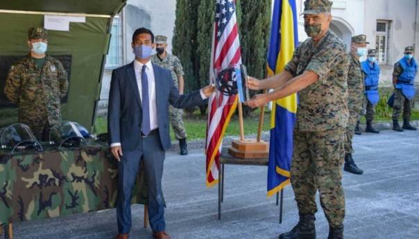 Vlada SAD-a donirala zaštitne vizire Deminerskom bataljonu OSBiH