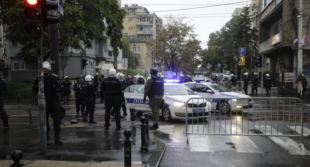 Vlada Srbije povukla iz procedure zakon o policiji