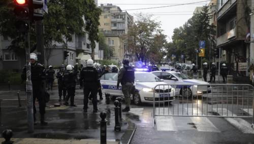 Vlada Srbije povukla iz procedure zakon o policiji
