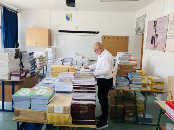 Vlada TK obezbijedila besplatne udžbenike za sve osnovce
