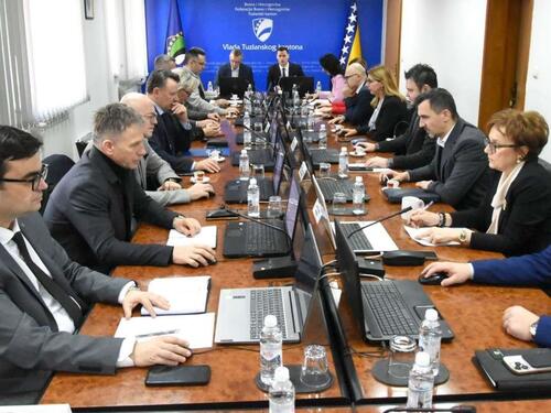 Vlada TK odobrila program jednokratnih pomoći