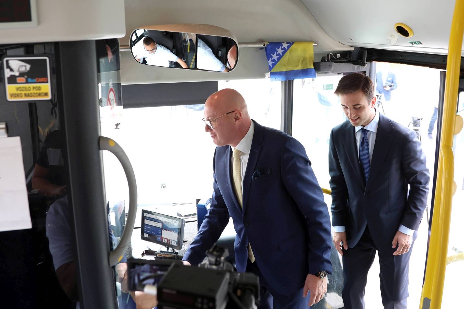 Vlada TK osigurala jeftinije karte i više linija za građane
