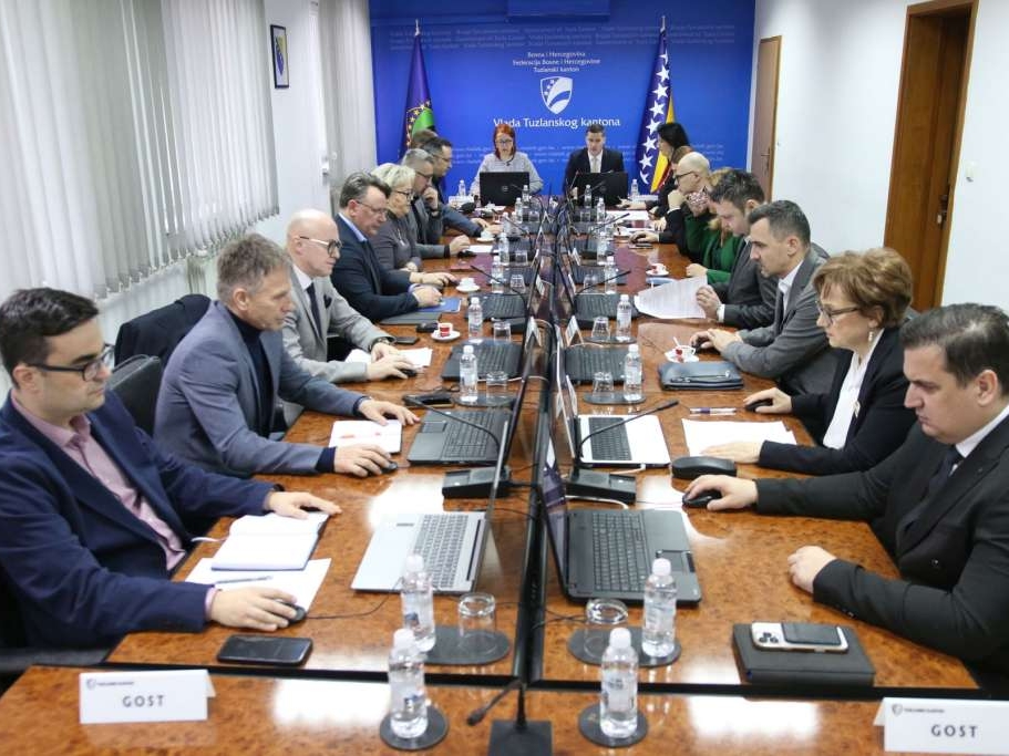 Vlada TK: Sporazum o povećanju plata potpisan, protesti sindikata bez osnova