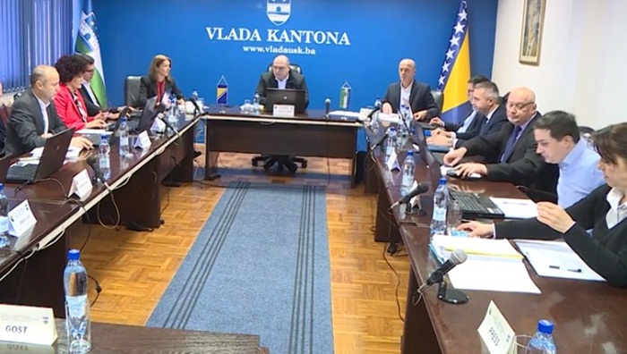 Vlada USK imenovala tim za pregovore sa sindikatima obrazovanja