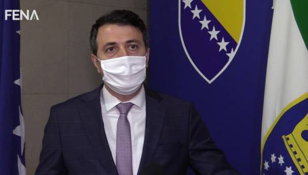 Vlada ZDK dodijelila respiratore bolnicama u Zenici i Tešnju