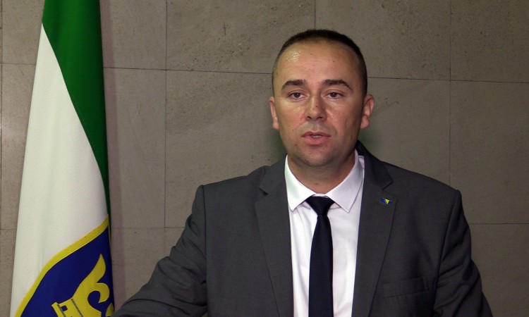 Vlada ZDK isplatila prvu tranšu egzistencijalne naknade za maj