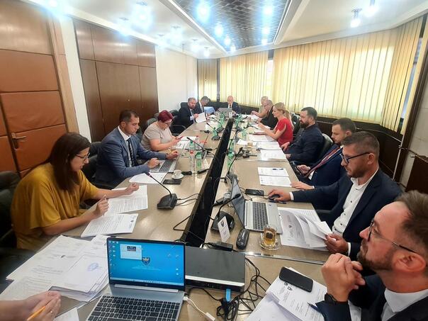 Vlada ZDK odobrila 1,58 miliona KM poticaja za otkup mlijeka te imenovala v.d. direktora kantonalne Turističke zajednice