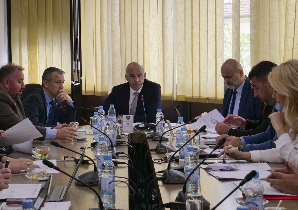 Vlada ZDK odobrila sredstva za nabavku hidrauličnih ginekoloških stolova za 14 zdravstvenih ustanova