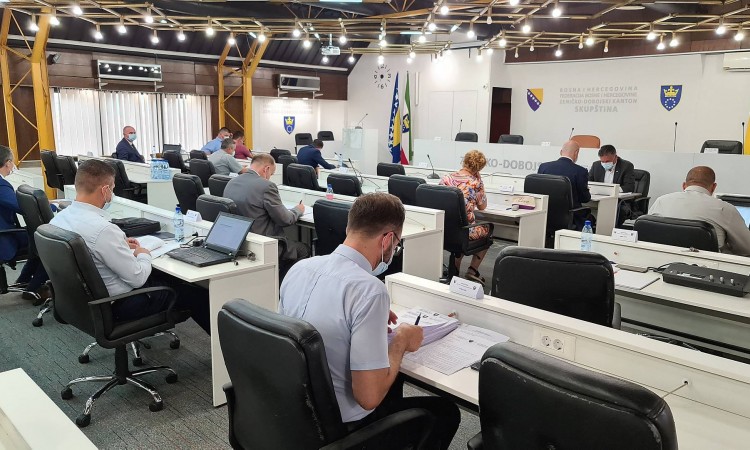 Vlada ZDK produžila epidemiološke mjere za još 14 dana