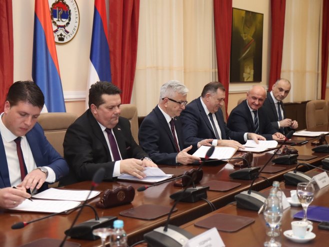 Vladajuća koalicija u RS-u danas o učešću na lokalnim izborima