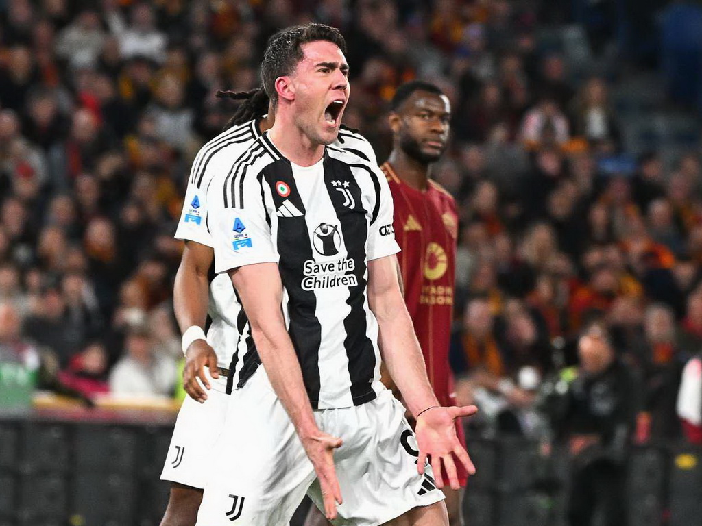 Vlahović opet na meti žestokih kritika u Italiji: Da li je vrijedan truda?