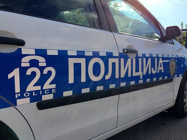 Vlasnik kafića u Trebinju udario djevojku u svom lokalu