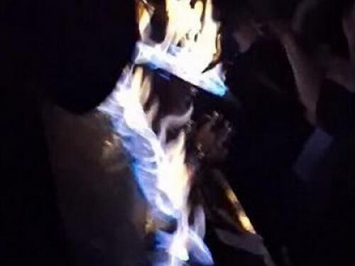 Uznemirujući snimak / Vlasnik kluba u kojem su gorjeli ljudi: Ide ključ u bravu