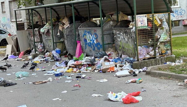 Vlast obećala 'umivanje', a Sarajevo opet u smeću