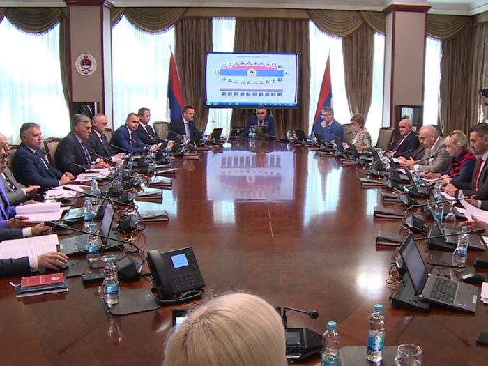 Vlast zadužila RS na berzi skoro 100 miliona KM