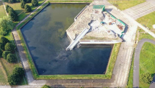 Vlasti u Latviji danas srušile spomenik iz sovjetskog doba u glavnom gradu Rigi