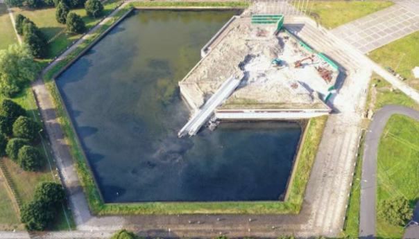 Vlasti u Latviji danas srušile spomenik iz sovjetskog doba u glavnom gradu Rigi