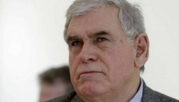 Vllasi: Abazović proizvodi haos kao nekad Milošević