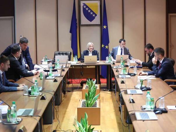 VMBiH o javnoj zaduženosti, upravljanu migrantskom krizom i investicijama