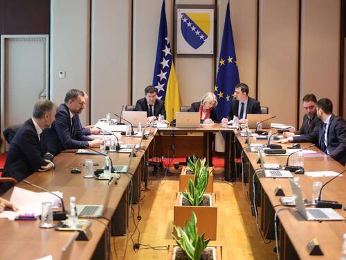 VMBiH o privremenoj suspenziji i smanjenju carinskih stopa pri uvozu električnih automobila