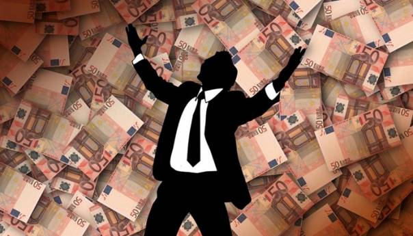 Vodeće privatne firme prijavile 500 miliona dobiti, a neki traže da im država pokrije sve troškove