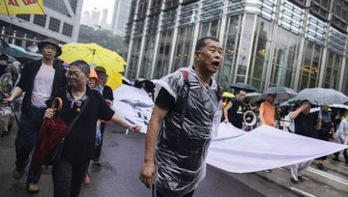 Vodeći aktivisti u Hong Kongu optuženi za neovlašteno okupljanje