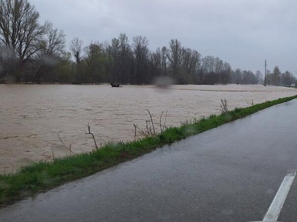 Vodostaj Save u B. Gradišci jutros 730 cm, proglašen drugi stepen pripravnosti