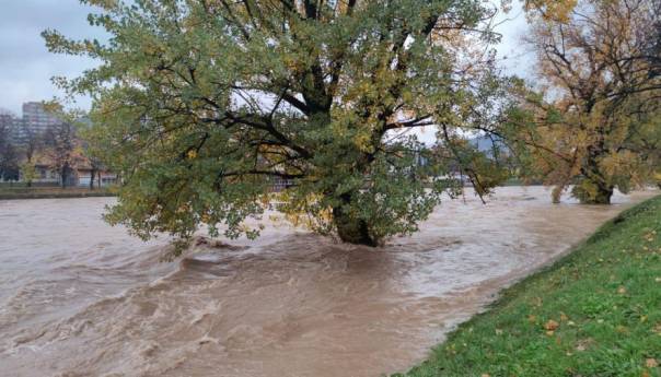 Vodostaji rijeka rastu, na snazi narandžasto upozorenje