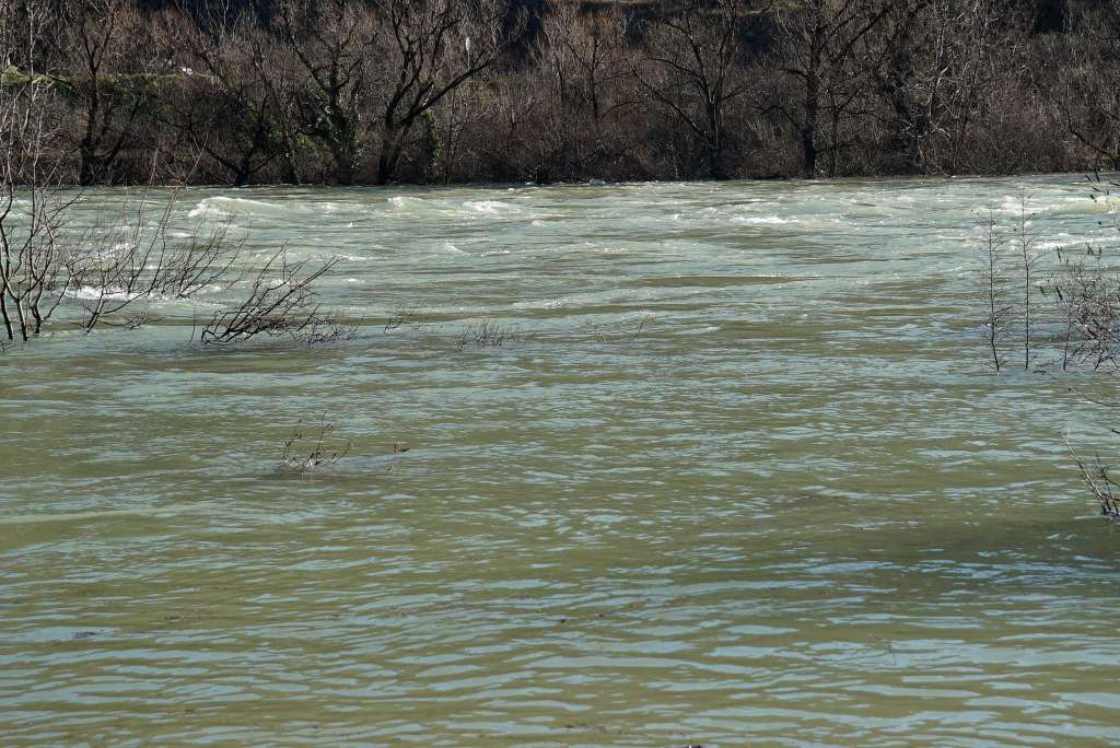 Vodostaji Une, Sane i Drine i dalje u porastu, Bosna opada