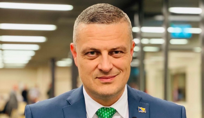 Vojin Mijatović uputio novogodišnju čestitku političarima u BiH