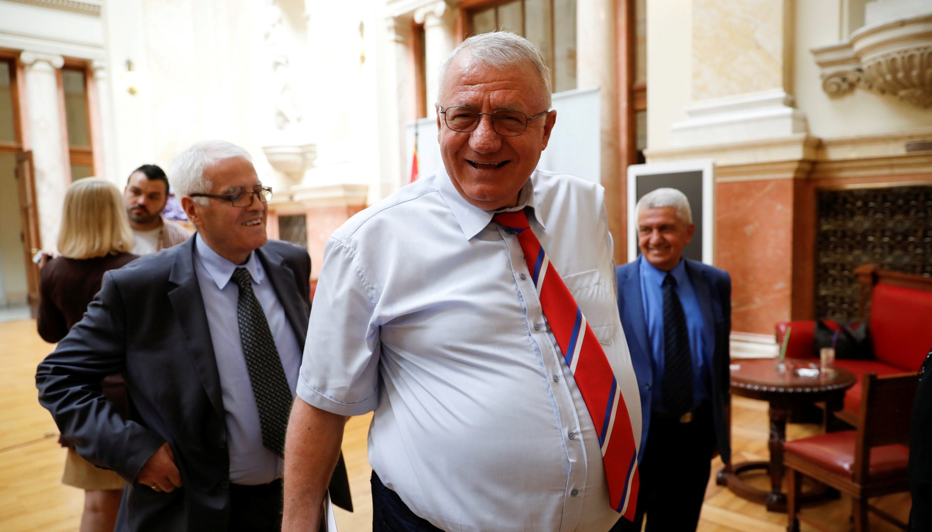 Vojislav Šešelj povlači se s čela Srpske radikalne stranke