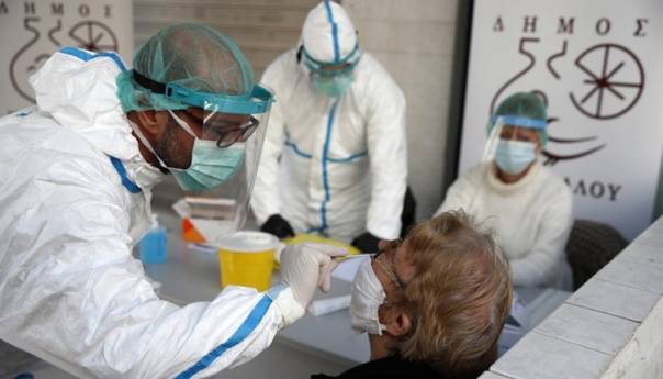 Vojska postavlja poljsku bolnicu u Solunu