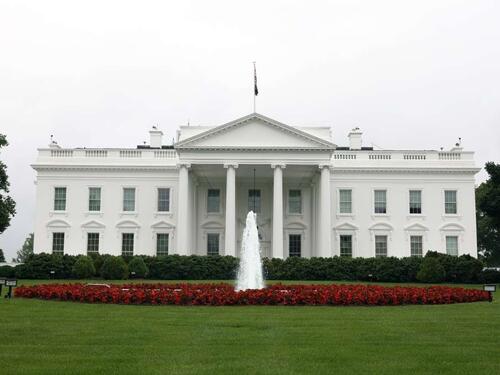 Vojska SAD nije otpratila nijedan komercijalni brod u Hormuškom moreuzu