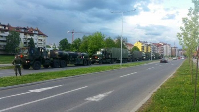 Vojska SAD prodefilovala Banja Lukom na putu ka Manjači