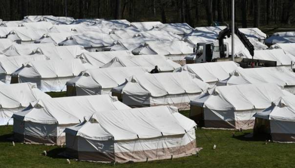 Vojska Srbije podigla kamp-karantenu blizu granice s Hrvatskom