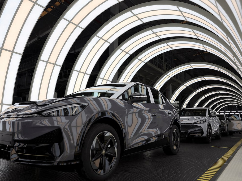 Volkswagen i Stellantis otkrili plan za spas evropske autoindustrije