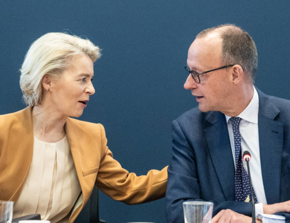 Von der Leyen čestitala Merzu: Veselim se saradnji