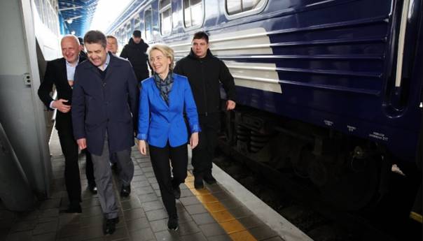 Von der Leyen jutros stigla u Kijev, sastaje se sa Zelenskim