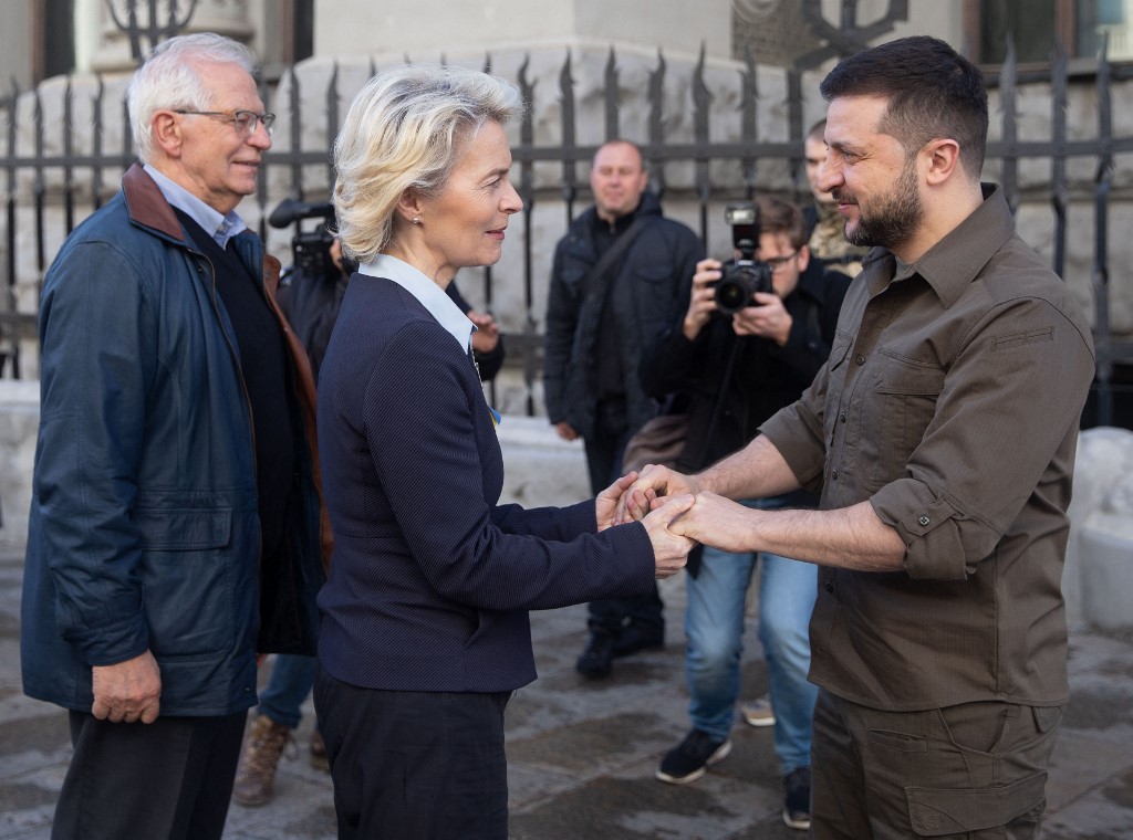 Von der Leyen ponovno u Kijevu