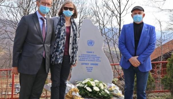 Vos zahvalio građanima Kalesije što čuvaju sjećanje na vojnika Broera