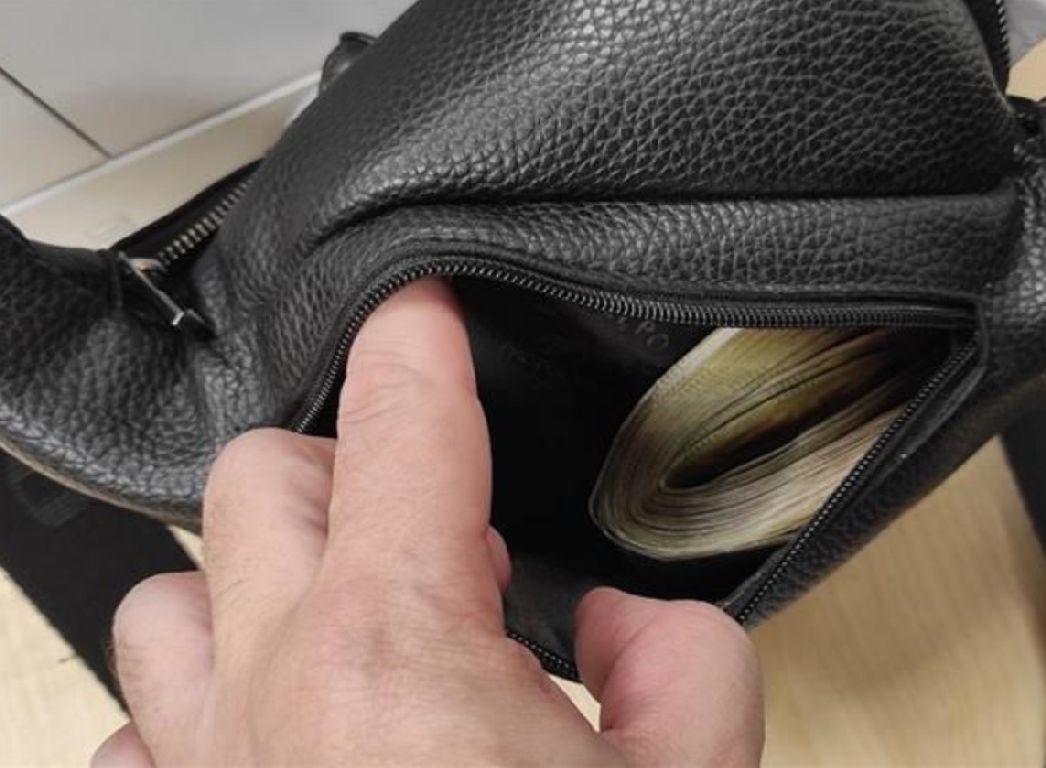 Vozač autobusa iz Srbije kažnjen s 5.000 eura zbog skrivanja gotovine