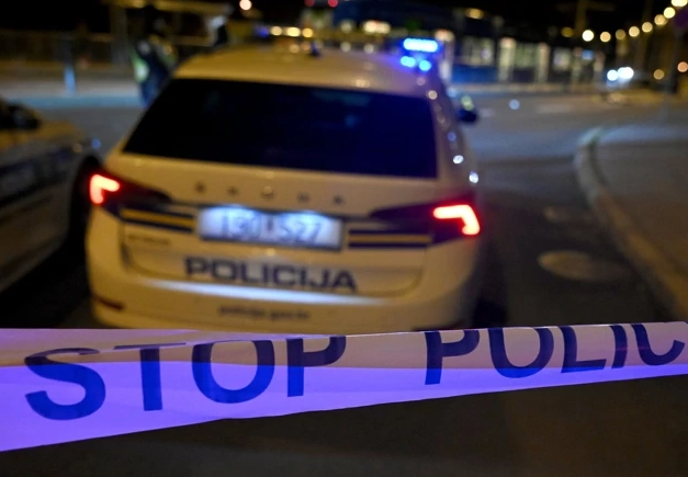 Vozač automobila i dvoje djece poginuli u nesreći kod Đakova