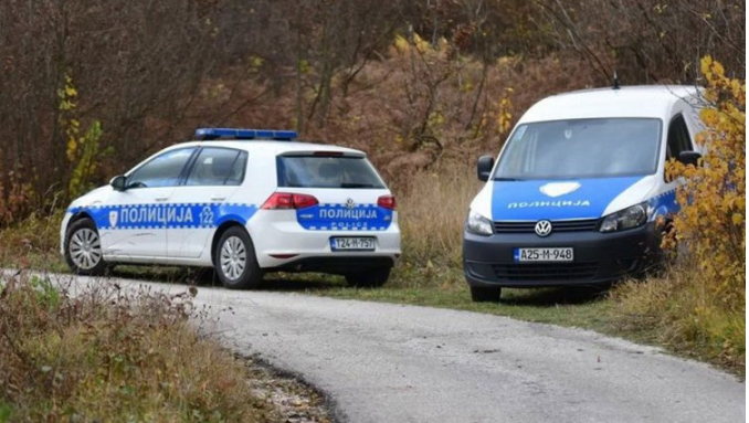Vozač iz Laktaša automobilom sletio s kolovoza