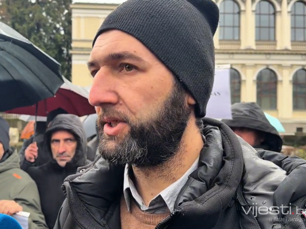 Vozač tramvaja: Kolega nam je nevin optužen, to ptice na grani znaju...