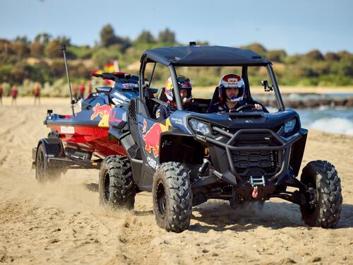 Vozači Formule 1 se utrkivali kao spasioci na plaži u Australiji