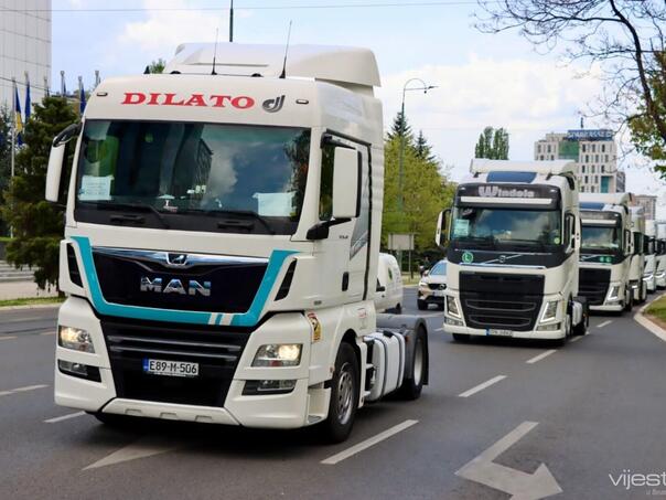 Vozači kamiona najavili blokadu granica 26. januara: "Sve će stati"