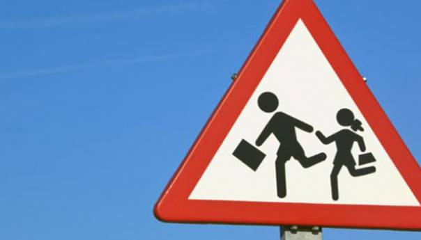 Vozačima se skreće pažnja da budu maksimalno oprezni posebno u blizini škola